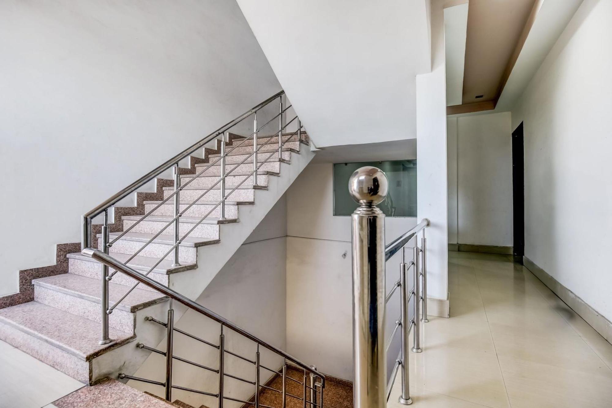 Flagship Hotel Big Boss Kurukshetra Экстерьер фото