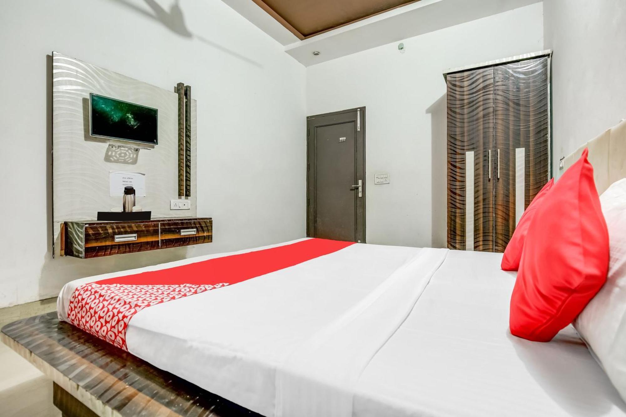 Flagship Hotel Big Boss Kurukshetra Экстерьер фото